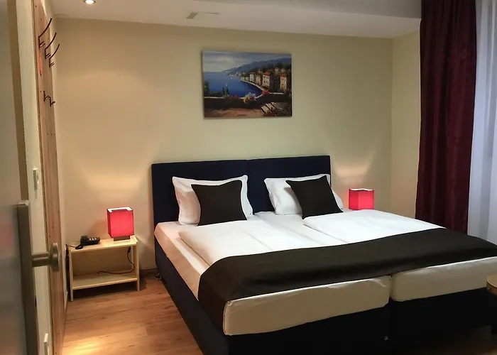 Hotel Lloyed