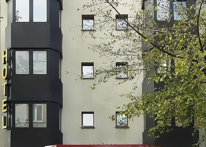 Hotel Lloyed