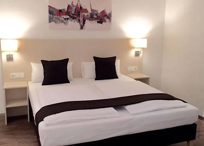 Hotel Lloyed