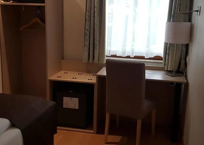 Lloyed Hotel