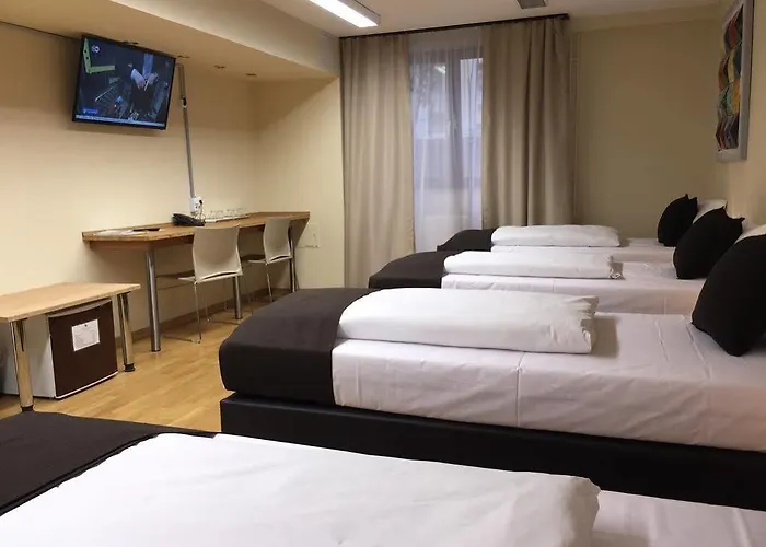 Lloyed Hotel