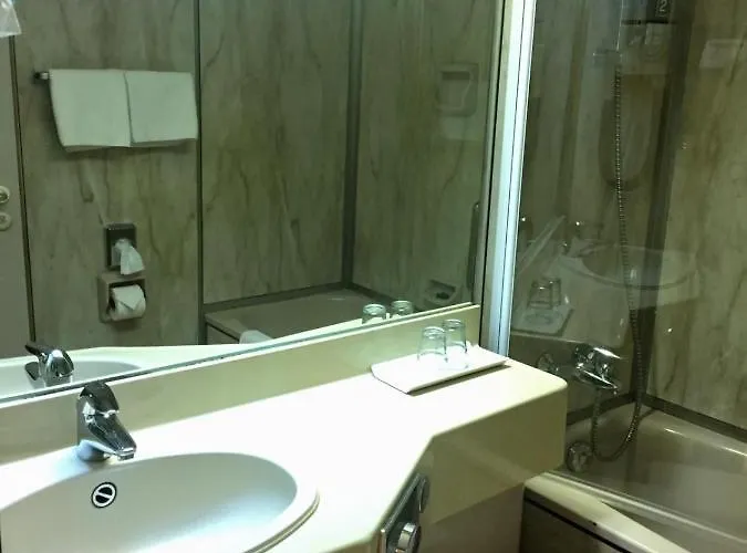 Hotel Lloyed 3*